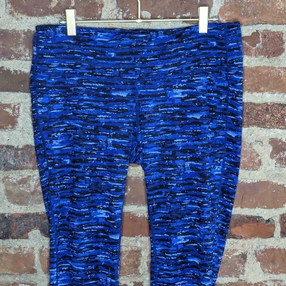 32 Degrees Cool Large Blue & Black Exercise Workout‎ Leggings - Picture 2 of 7